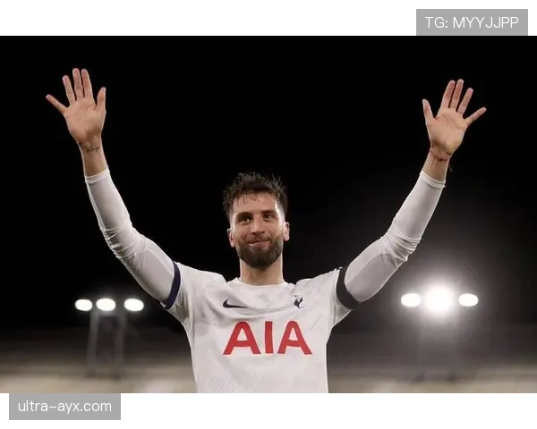 本坦库尔传球表现出色获业内认可，助力球队中场高效运转