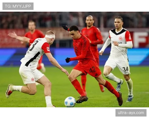 拜仁慕尼黑攻防均衡显成效，稳步前行彰显争冠实力