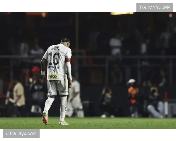 内马尔33岁：面临职业生涯新挑战，未来前景引关注