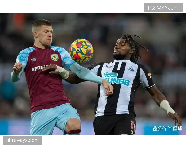 伯恩利持续推进战术革新,新策略引关注迎战下轮挑战 伯恩利持续推进战术革新,新策略引关注迎战下轮挑战