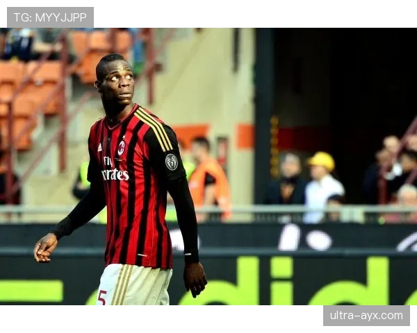 帕尔马战术调整后近期表现稳健 帕尔马战术调整后近期表现稳健