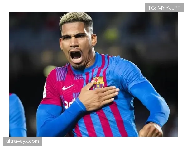 巴萨战术调整后攻防效率提升,近期表现稳健