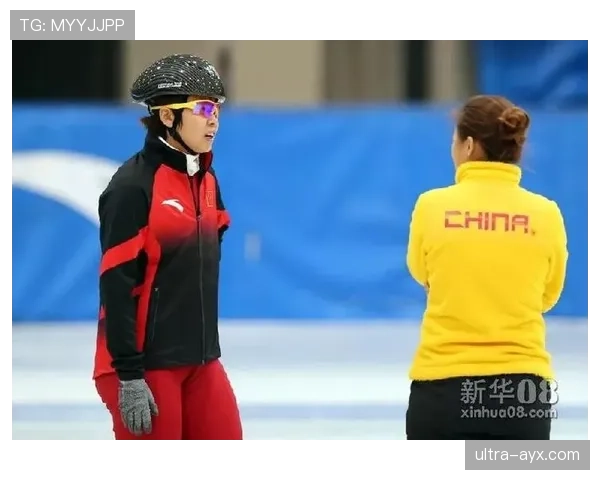 安洗莹训练间吃泡面？谁能想到冰场上的她这么接地气！