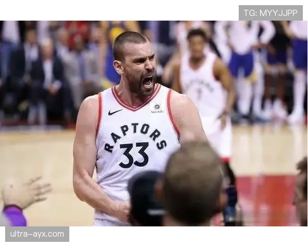 加索尔挡拆内线策应效率提升，显著拉开进攻空间