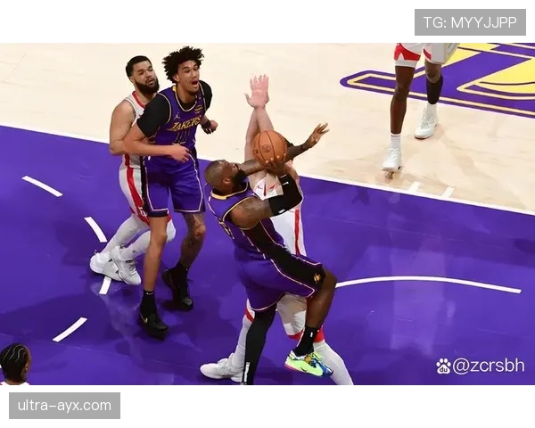 拉贾·朗多挡拆组织效率明显提升，关键季后赛助力球队节奏掌控